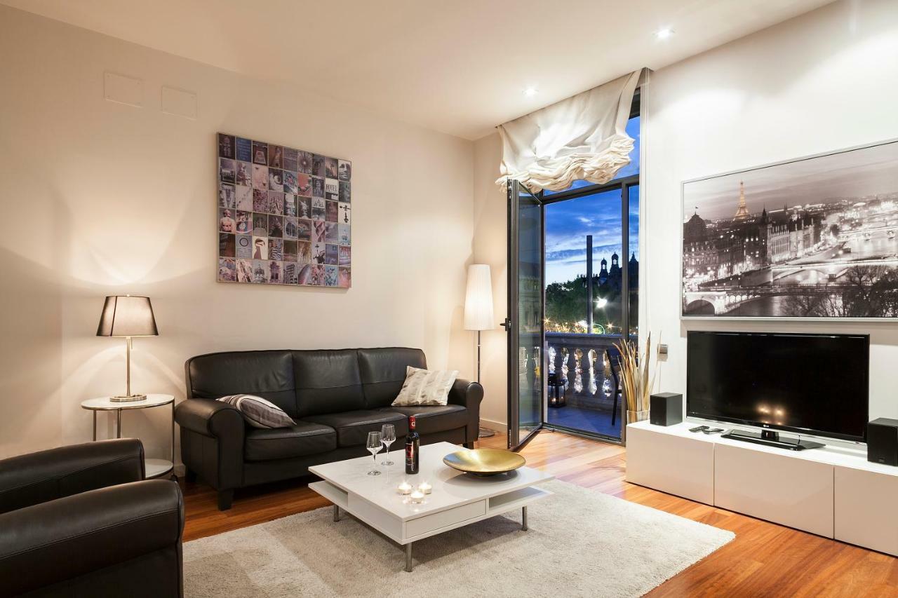 Uma Suites Passeig De Gracia 16 Barselona Dış mekan fotoğraf