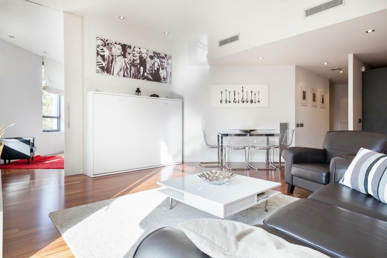 Uma Suites Passeig De Gracia 16 Barselona Dış mekan fotoğraf